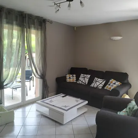 Maison Avec Grande Piscine Pres De Nimes *